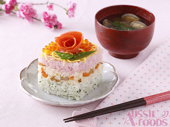 ご馳走レシピ「ちらし寿司」盛り付けのコツ・ケーキ盛りも華やかに♪重ね寿司2（菱形すしケーキ）