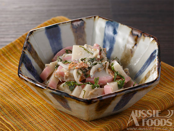 そうめんのおかず_かまぼことシラスの和え物