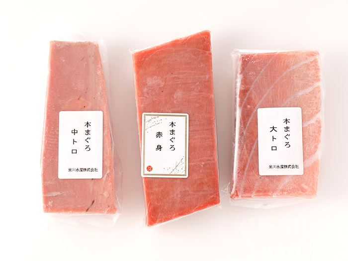 お刺身のツマの種類から定番人気のお魚の盛り付け方もご紹介 お刺身のツマの種類から定番人気のお魚の盛り付け方もご紹介
