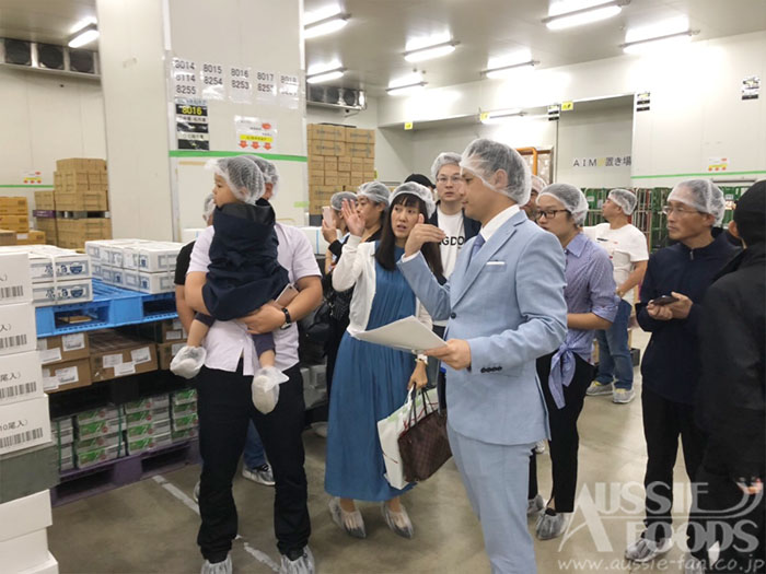 オージーフーズ三郷物流センター_倉庫見学会の様子