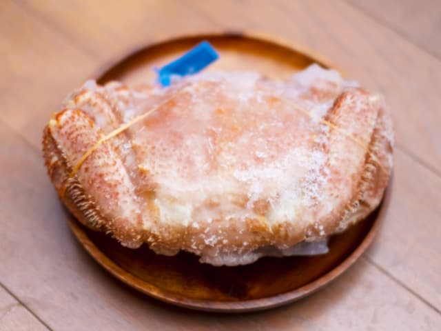 内容量冷凍カニの例
